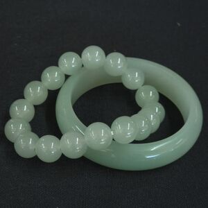 Elegant Jade Green Bracelet Set
